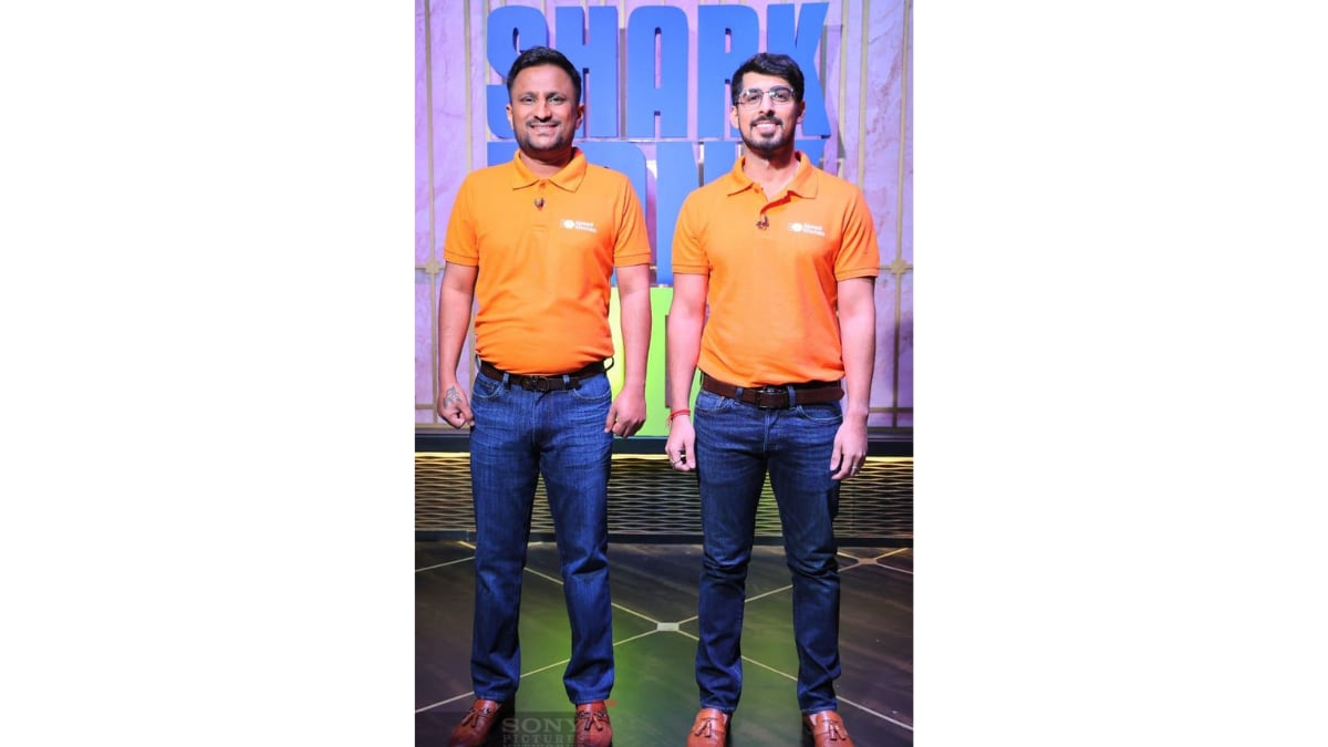 Speed Kitchen operates on a Minimum Guarantee and Revenue Share model.