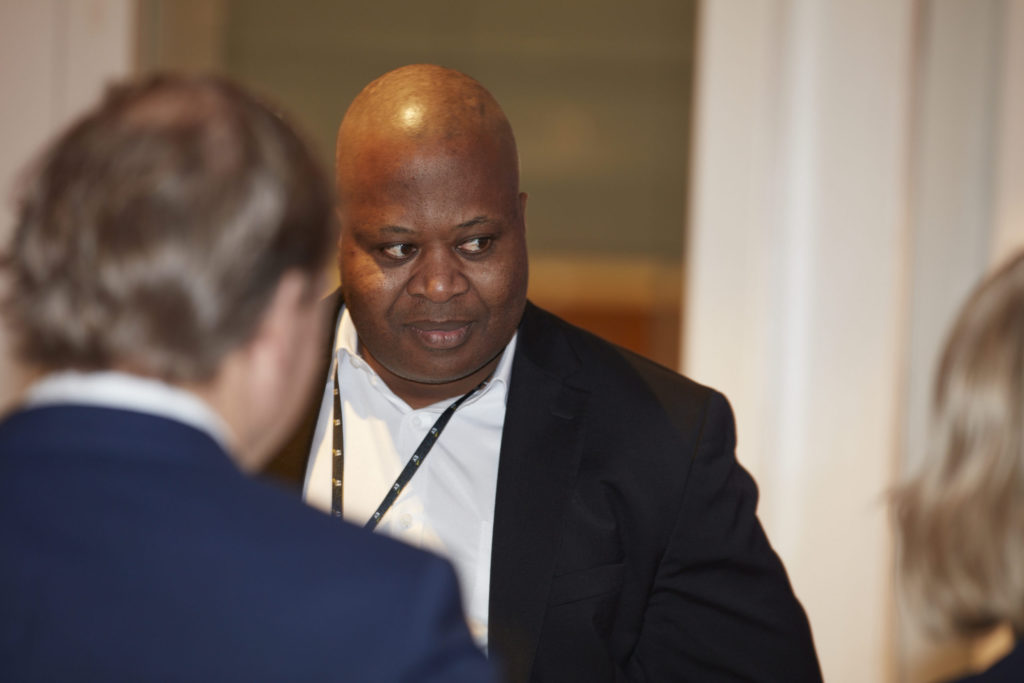 合资企业视频：安永专家表示，地缘政治紧张局势提升了矿业的战略作用