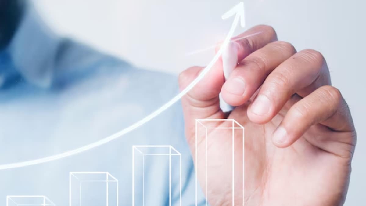 Maha Kumbh Stampede: Many feared dead during early morning rush hour on Mauni Amavasya