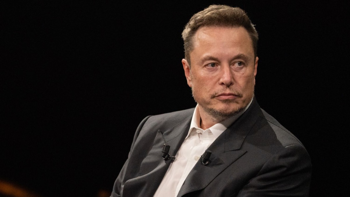 Elon Musk says not interested in acquiring TikTok