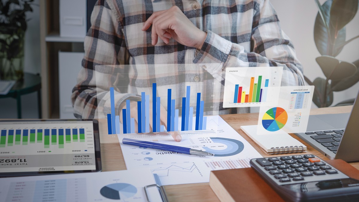 A consumption-focused Budget with higher-than-expected personal income tax adjustments. (Image Source: Freepik)