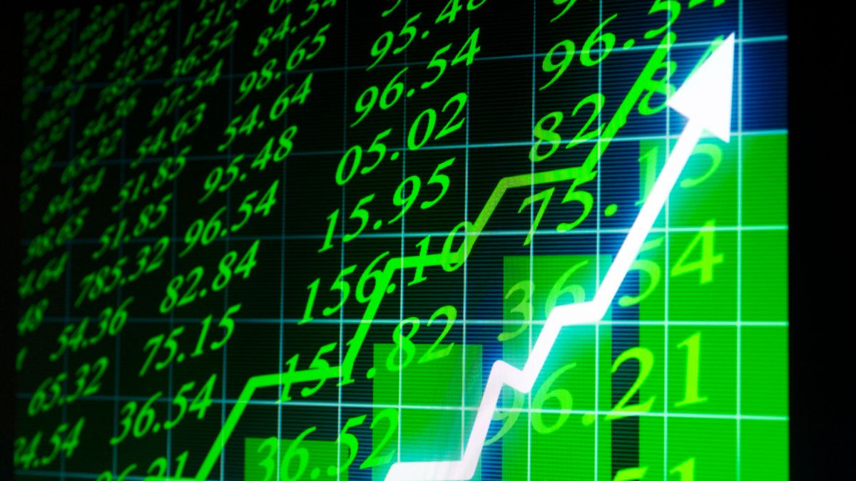 Most advanced Fighter Jets globally in 2025: Lockheed Martin F-35 Lightning II and Chengdu J-20 Mighty Dragon are leading the list