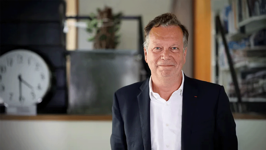 Atos，在社会破裂 / Netflix的背景下对未来的承诺希望吸引广告客户 / Uber返回拼车