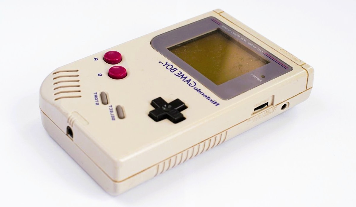 你家的舊 Game Boy 現在值一輛車？某稀有版本拍出驚人高價