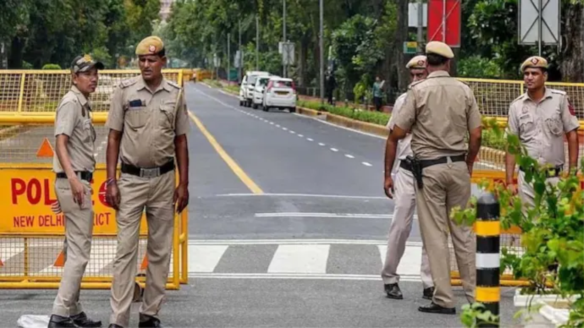 Bomb threat email prompts evacuation of Udyog Bhawan in Delhi, probe underway