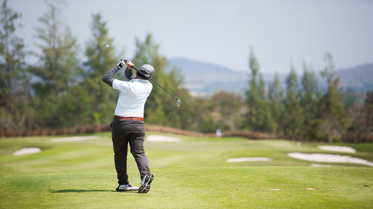 Home Is Where My Golf Bag Is . (Image Source: Freepik)