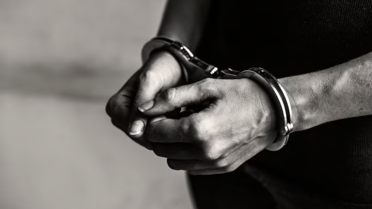 Delhi Police arrest man for supplying Indian SIM cards to Pakistani operatives