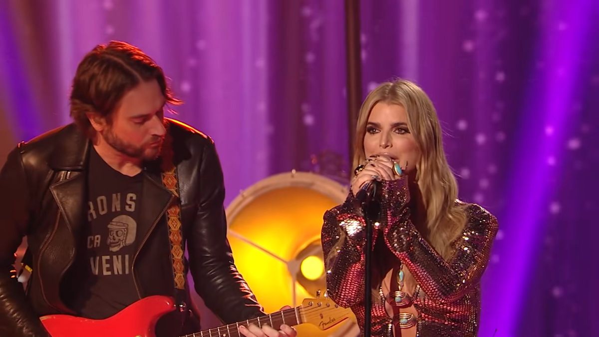 Eight minors among 17 killed in devastating Hyderabad fire