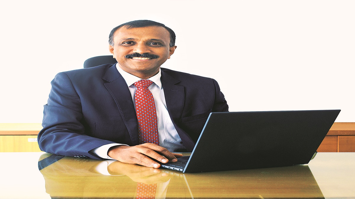 Muthoot FinCorp, NBFC, RBI, banking, Industry, Muthoot Pappachan Group