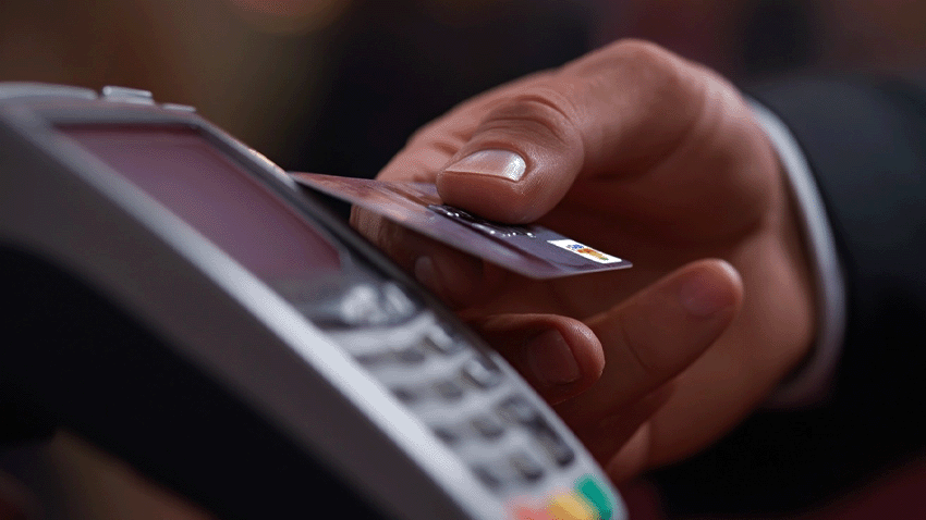 金融功能改变角色：第一线支出管理工具