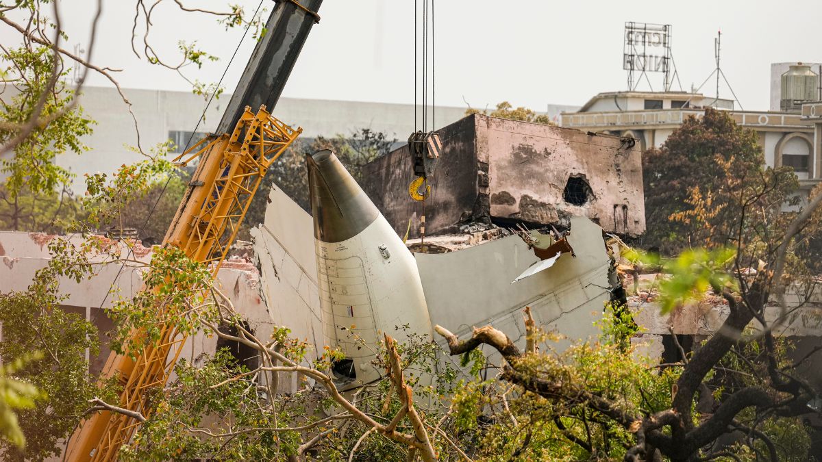air india ahmedabad plane crash mayday