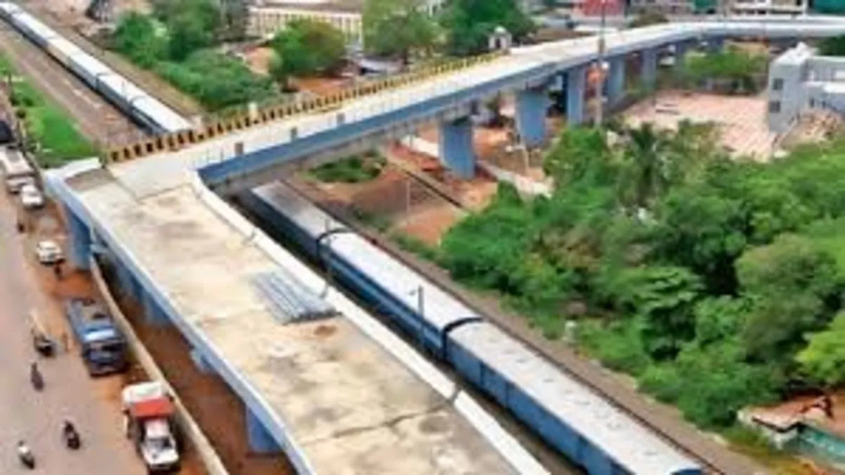 Bhopal’s 90-degree bridge to be redesigned after social media memes go viral. (Image Source: Twitter)