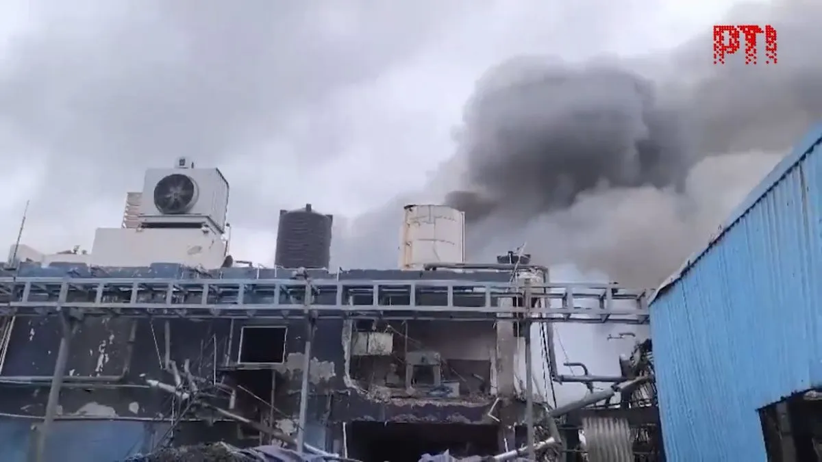 Monsoon rains drench people from across India, thunderstorms bring sigh of relief