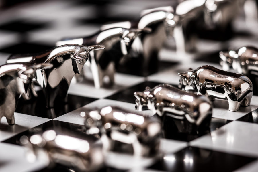 流动性稀薄导致剧烈波动，白银价格再次大幅波动