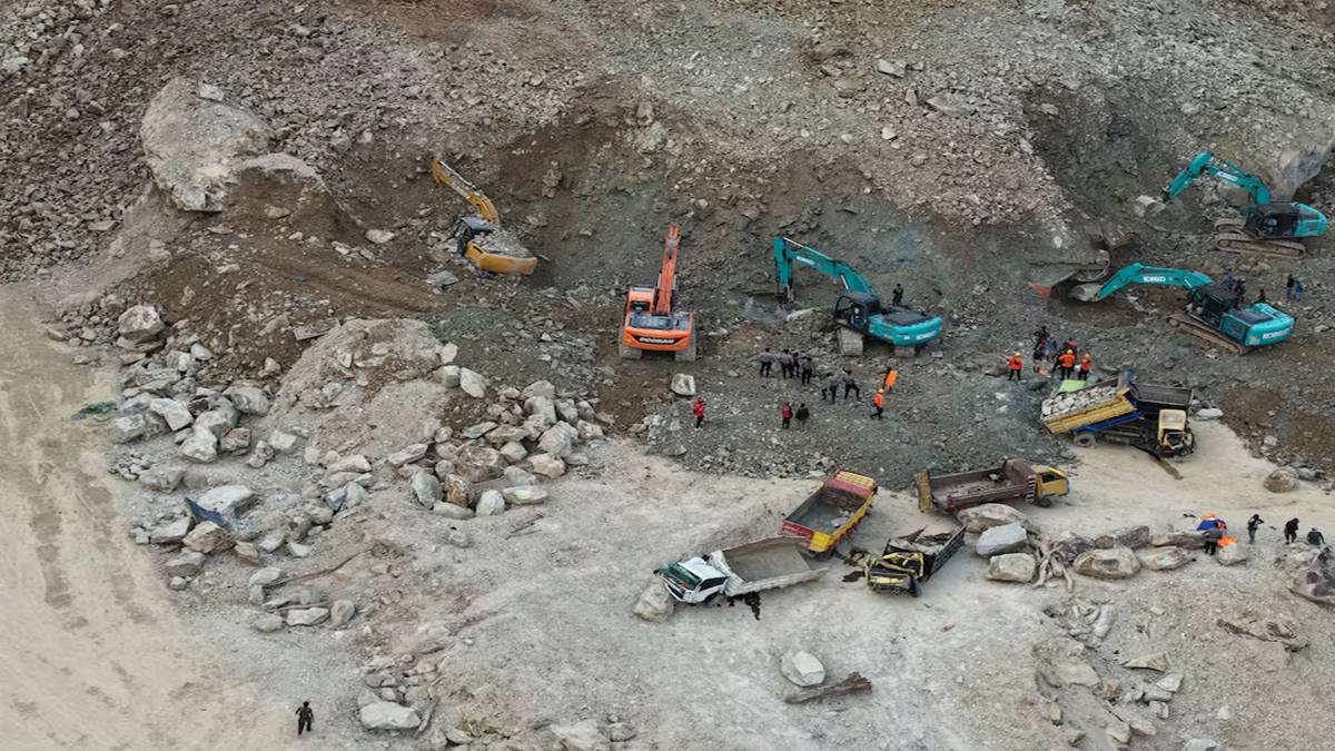 Indonesia quarry collapse