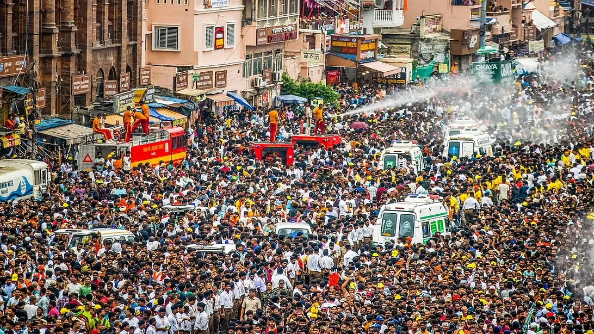 Jeff Bezos and Lauren Sanchez’s Venice wedding in pictures