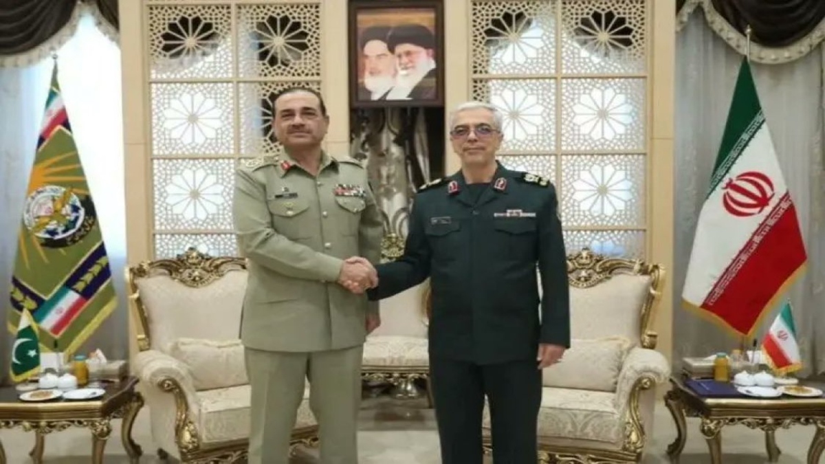 Pakistan Army Chief Asim Munir met with Iran’s top military commander, Mohammad Hossein Baqeri, just days before Baqeri’s death.