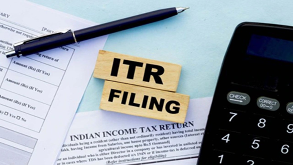 For unresolved ITR processing, discover how to check status and raise grievances on the Income Tax portal. (Image Source: Twitter)
