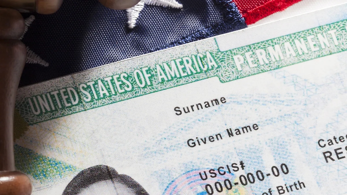 US Green Card, renew, replace, eligibility conditions, permanent resident status