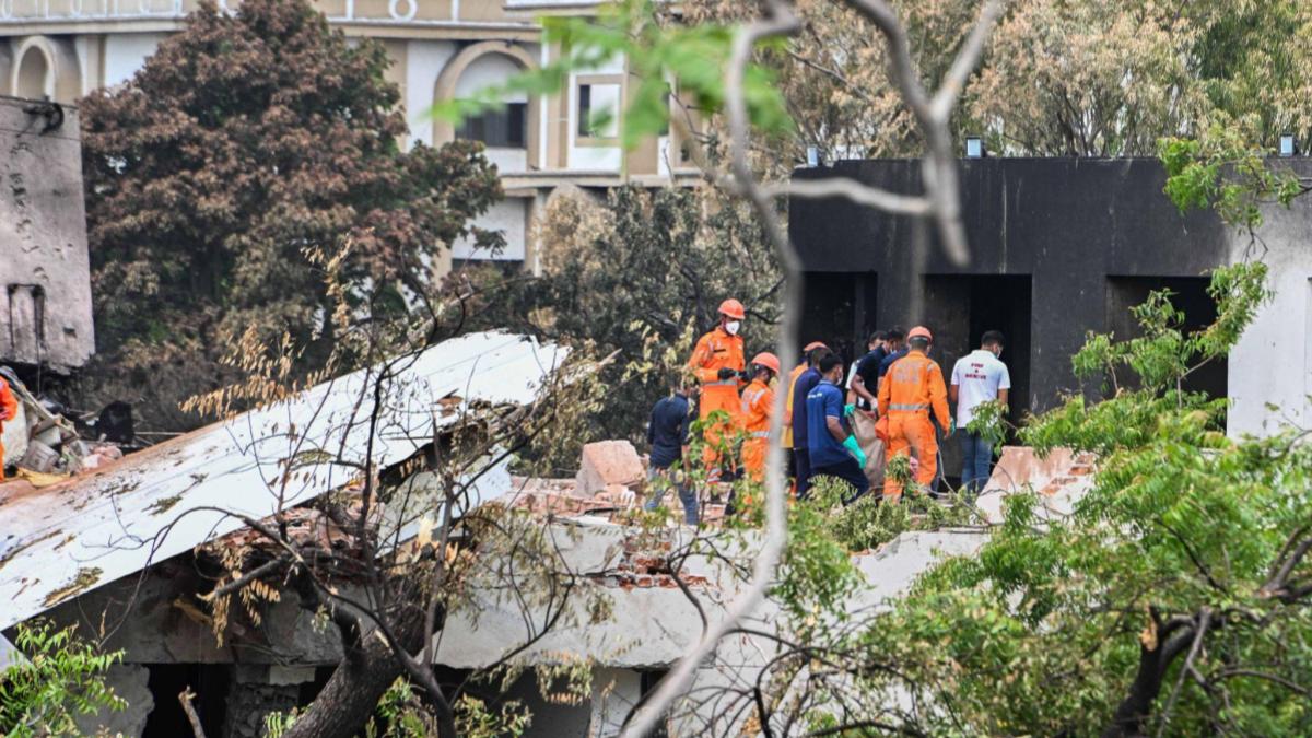 air india plane crash, air india ahmedabad plane crash, ahmedabad london plane crash, plane crash in ahmedabad, air india boeing 787-8 dreamliner plane crash, air india plane crash victims, air india plane crash survivor