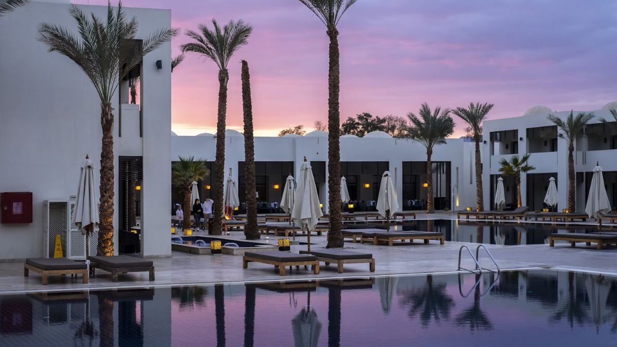 India's Luxury Hotel Market Booms: Record EIH Performance & Surging Demand Outpace Slow Supply Growth. (Image Source: Unsplash)