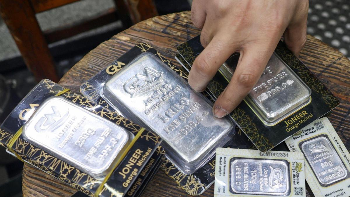白银在全球市场上飙升至13年高，超过$ 38 - 優利貸
