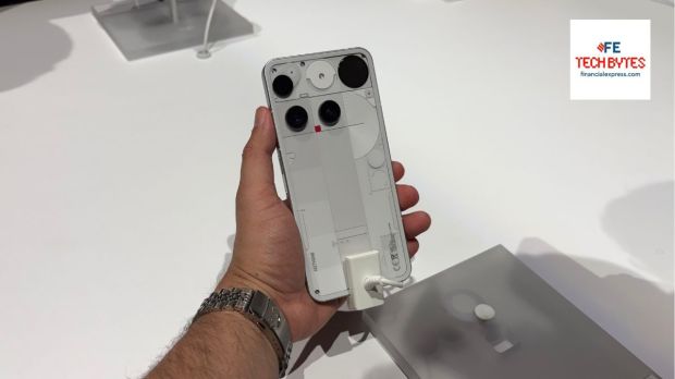 Nothing Phone 3在印度发行了79,999卢比：Glyph Matrix界面，50MP三重相机，Snapdragon 8S Gen 4芯片等等