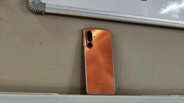 三星Galaxy M36 5G评论