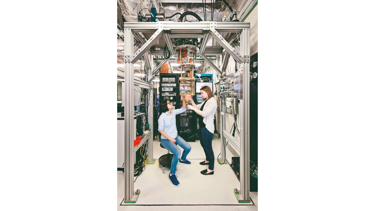 IBM Quantum Starling: Paving the Way for Fault-Tolerant Quantum Computing and Real-World Applications by 2029. (Image Source: Fe)