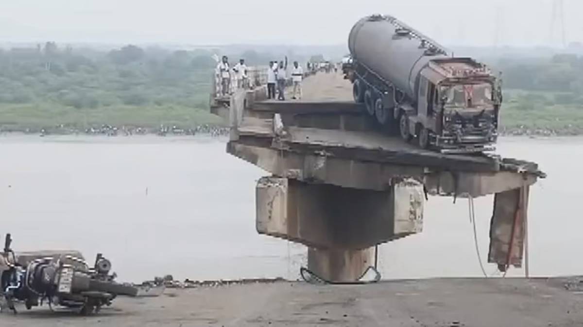 Vadodra bridge collapse