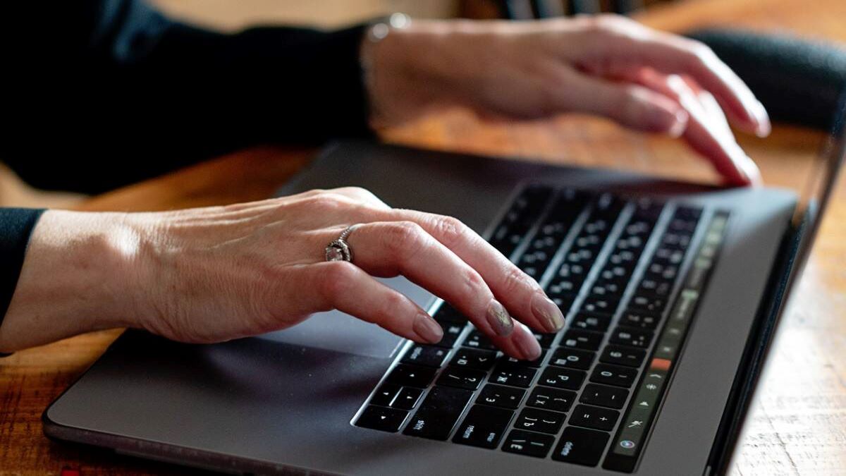 cat 2025 notification,iim kozhikode cat exam,cat registration process,cat 2025 exam date,cat application fee,iimcat.ac.in official website, cat 2025, CAT 2025 registration, CAT 2025 Notification, IIM CAT 2025, cat 2025 exam date, CAT application 2025, iimcat.ac.in, How to register for CAT 2025, CAT 2025 eligibility criteria, CAT 2025 exam schedule, CAT 2025 important dates, CAT 2025 exam centres, CAT registration fees 2025, MBA entrance exams in India 2025, IIM admission process 2025, CAT 2025 admit card date, When is CAT 2025 exam, MBA Admissions 2025, Postgraduate management entrance exam, Management entrance test India, Indian Institute of Management entrance