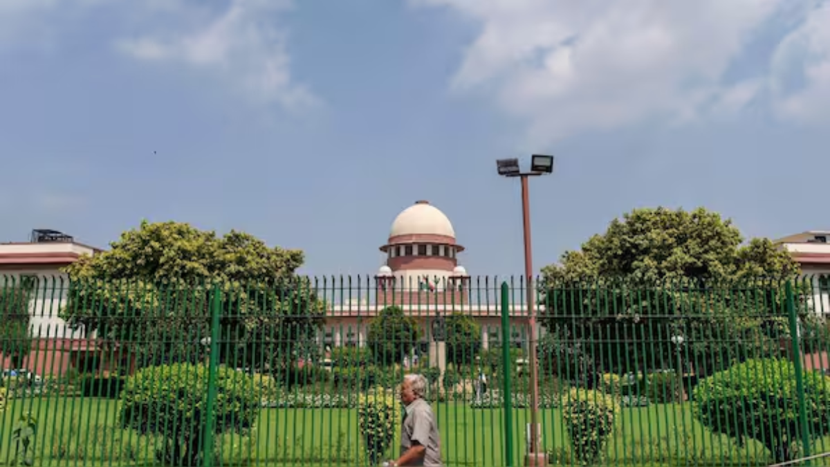 SC refuses to stay draft electoral rolls publication in Bihar, again asks EC to accept Aadhaar, voter ID