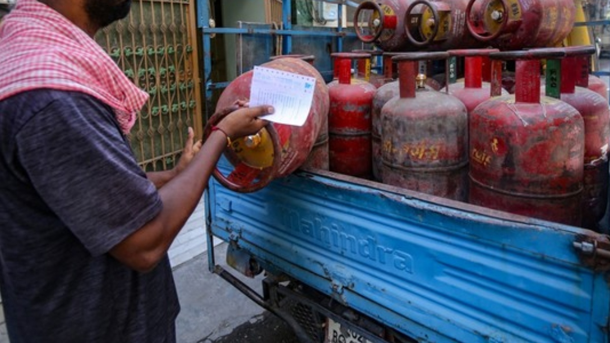 Monsoon rains drench people from across India, thunderstorms bring sigh of relief