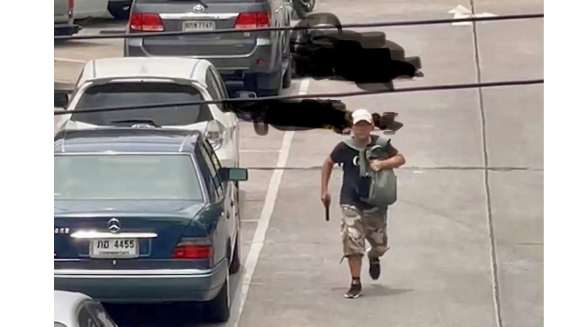 Bangkok market shooting: Gunman shoots himself dead after killing at least six