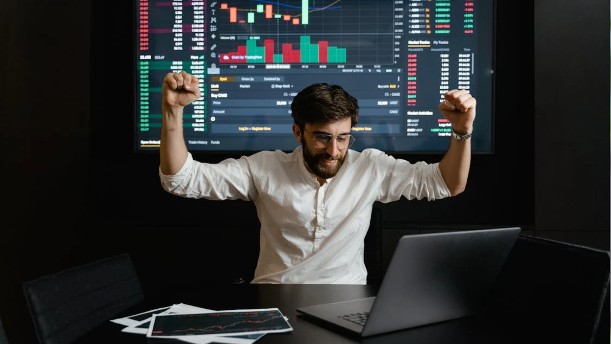 A US trader invested $400 in a financial services company and leveraged two AI chatbots - ChatGPT and Grok - to make $1 million in just 10 days.