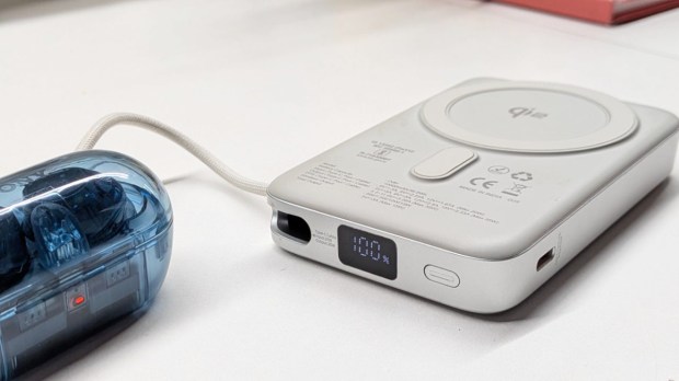 sTECTCOOL ODIN POWERBANK