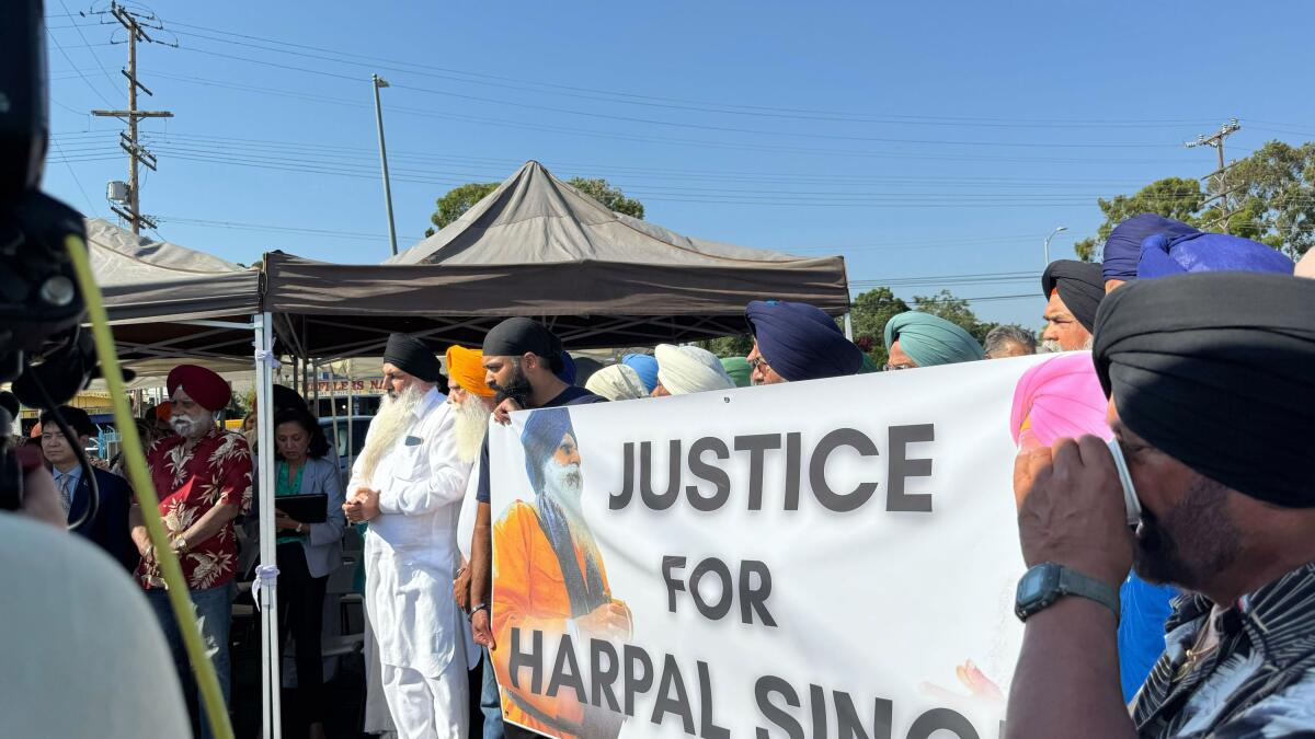 On this day in 1990: Discovery of ‘Sue’, the world’s most complete T-Rex fossil – In photos