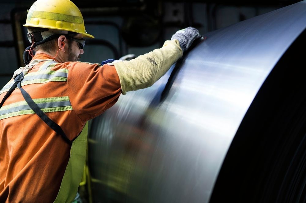 Nippon Steel解决了与USW的争议，美国钢铁交易的悬崖