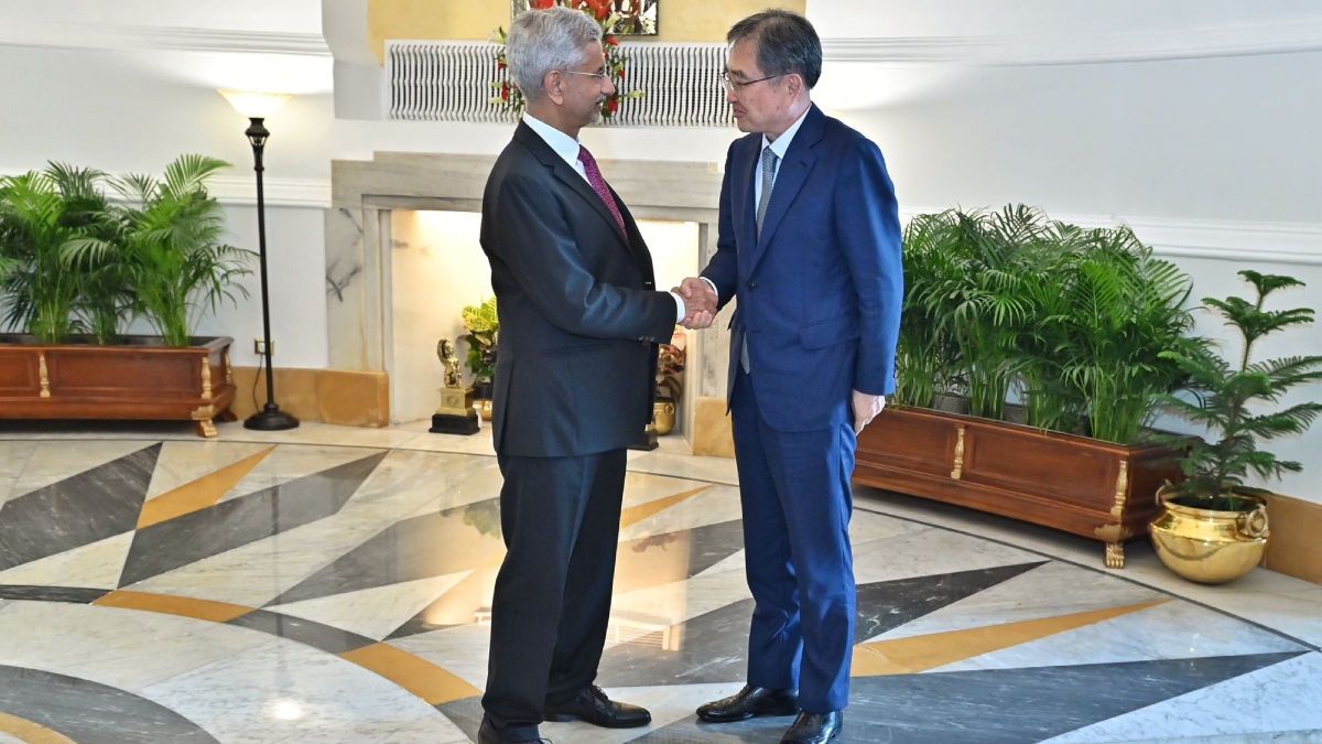 EAM Jaishankar meets new South Korean FM, pledges stronger strategic cooperation