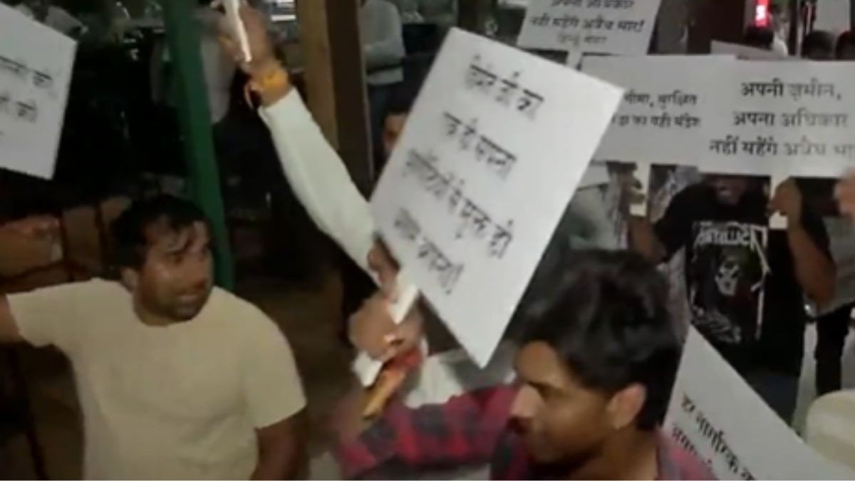 Breaking News, latest news today's, Syeda Hameed, planning commission, Bangladeshis, india, india Bangladesh, assam