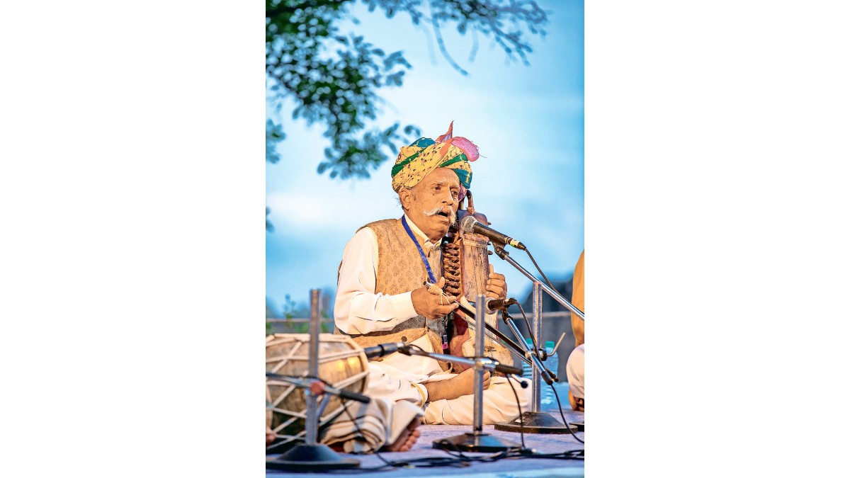 This year, Jodhpur RIFF will shine a spotlight on Padma Shri Lakha Khan, one of the last living masters of the 27-string Sindhi sarangi. (Image Source: Company)