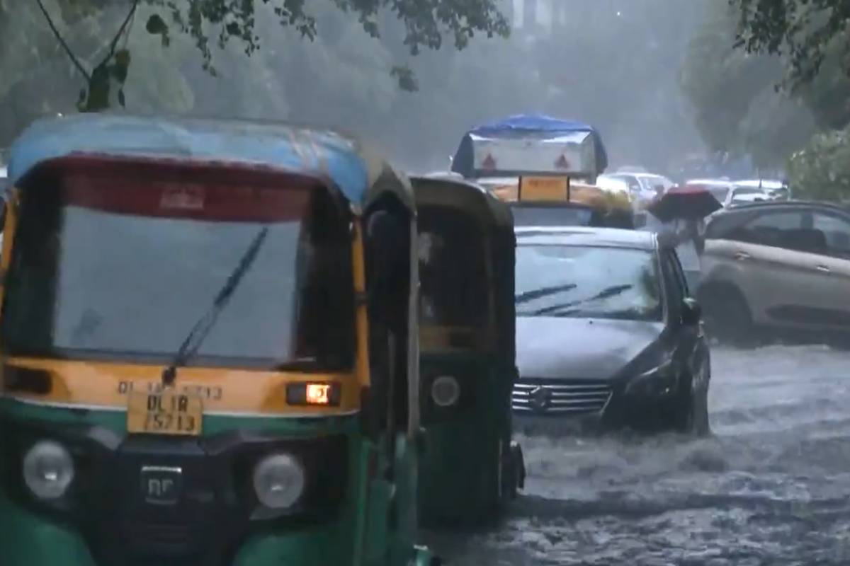 Monsoon Fury: From Mumbai to Himachal, IMD warns of widespread rain; Yamuna breaches danger mark in Delhi