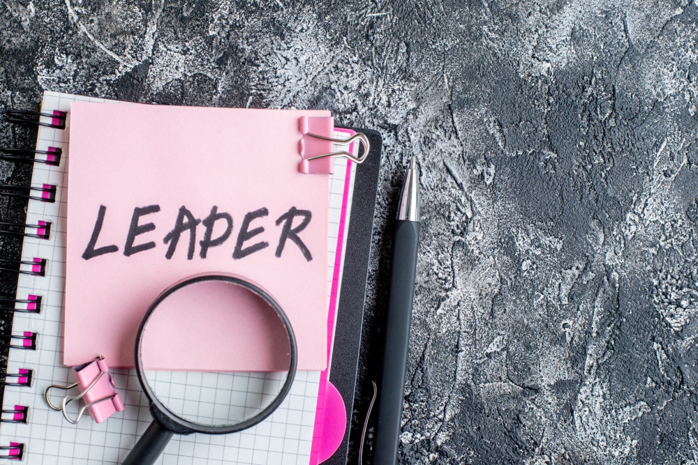 有意识的领导：冥想，直觉和在决策中的存在