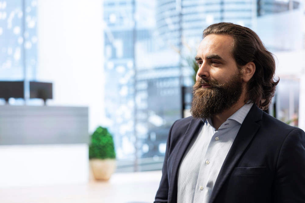 没有自我的首席执行官：沉默领导的未来？