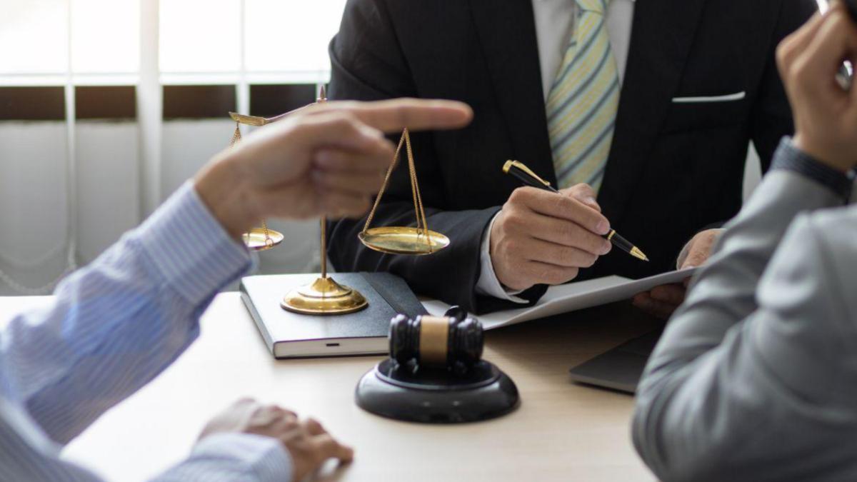 Indian Legal Firms and Lawyers Find New Opportunities in the UAE and Saudi Arabia. (Image Source: Canva)