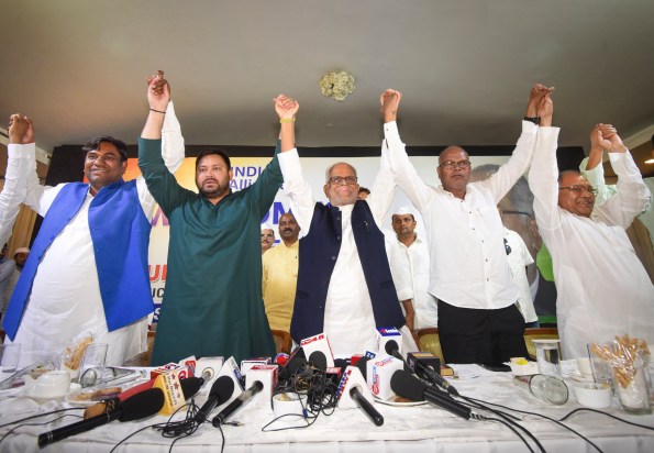 CP Radhakrishnan，B。SudershanReddy，最高法院法官，Jagdeep Dhankhar，副总裁，副总裁选举，选举学院如何当选，选举学院 