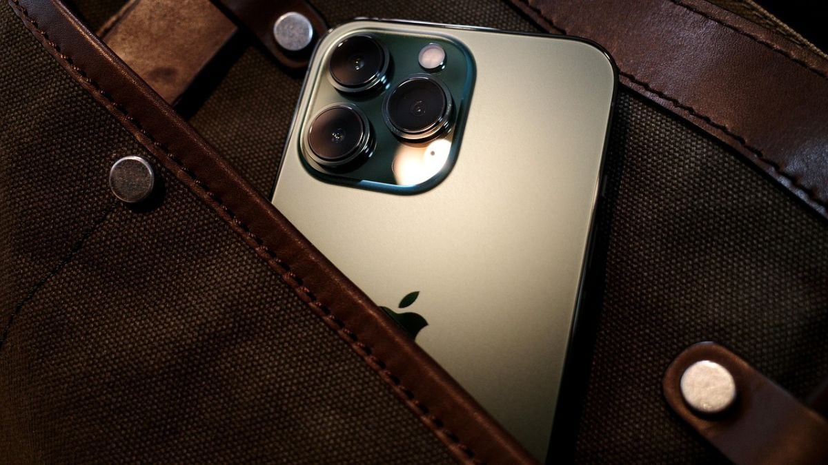 Apple event 2025: iPhone 16 Pro gets massive price cut on Vijay Sales ahead of iPhone 17 launch