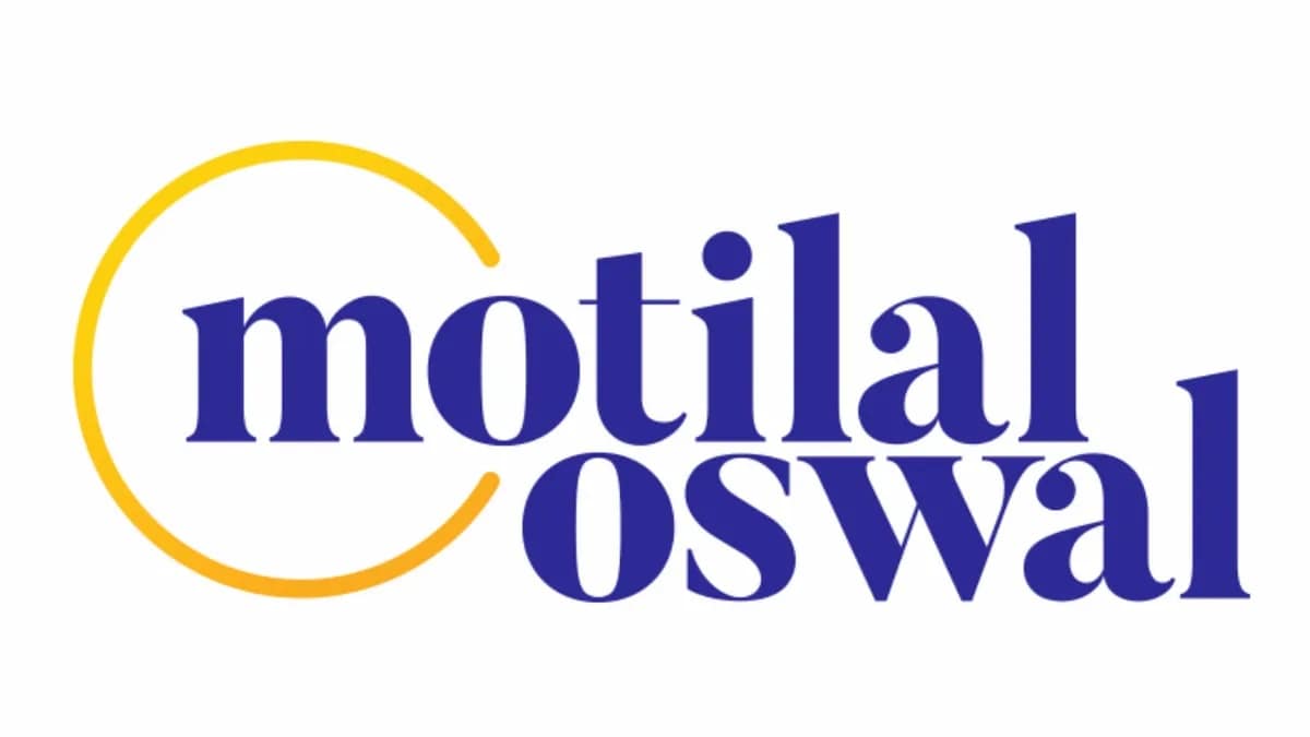 MOtilal OSwal front-running case