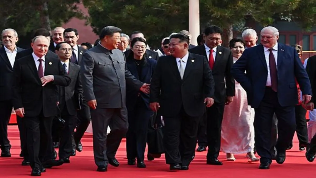 Modi, Putin, Xi display camaraderie ahead of SCO plenary session