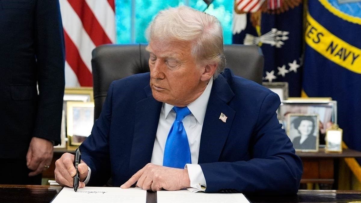 us visa, h1b visa, h1b visa news, h1b visa fees, donald trump, us visa fees, white house fact sheet, white house